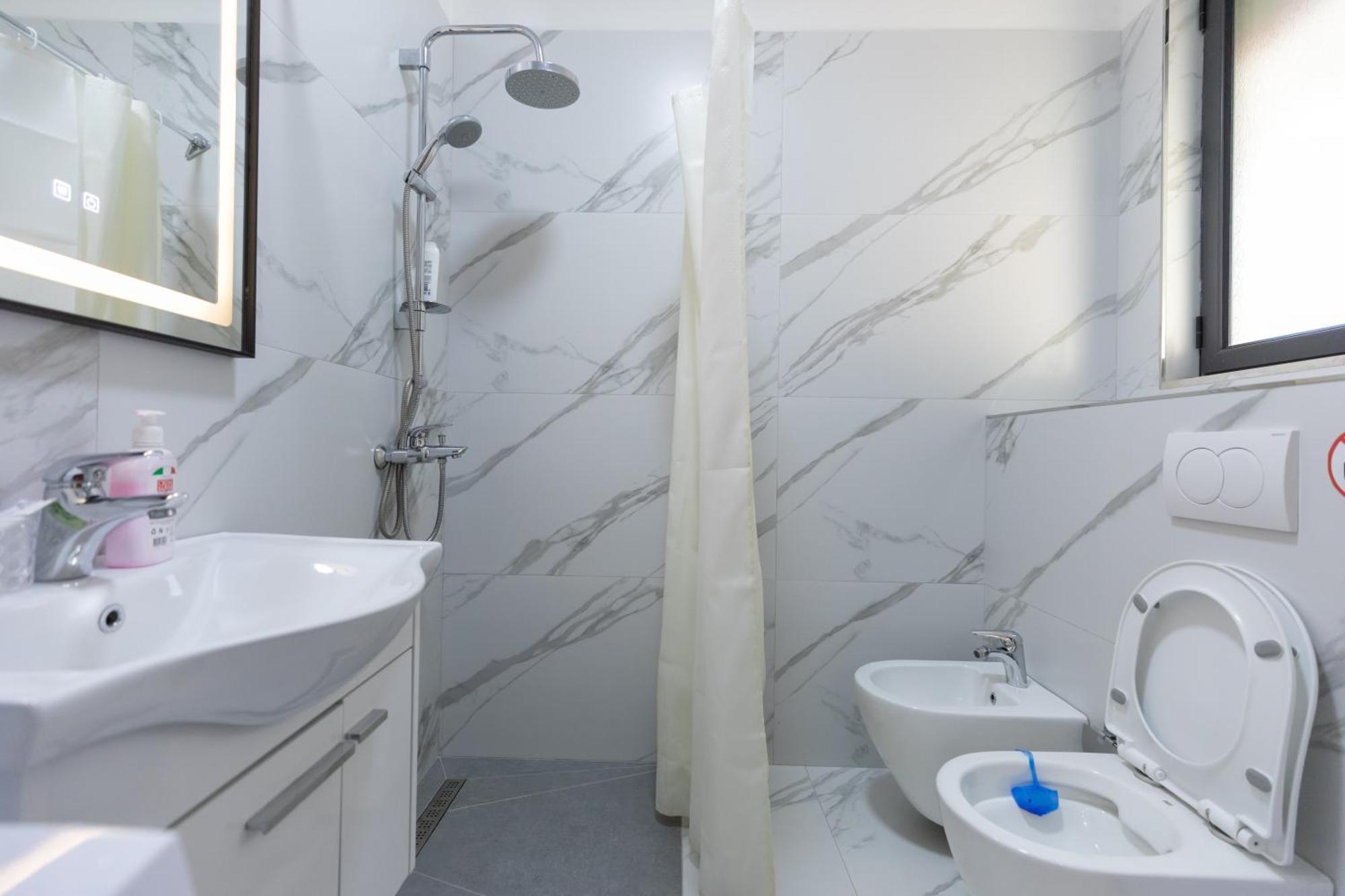 Vila Emi Apartment'S Durres Ngoại thất bức ảnh